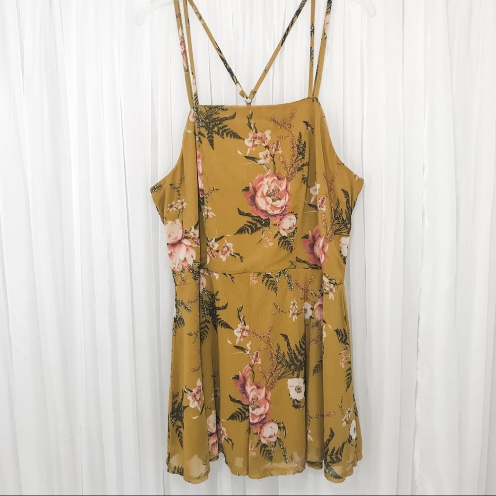 Xhiliration Romper NWOT